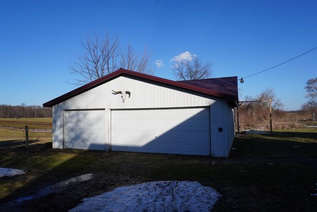 59757 White Temple Road, Vandalia, MI 49095