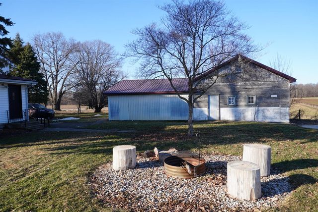 59757 White Temple Road, Vandalia, MI 49095
