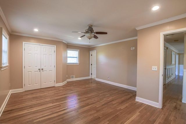 896 King Rd, Jonesboro, GA 30236