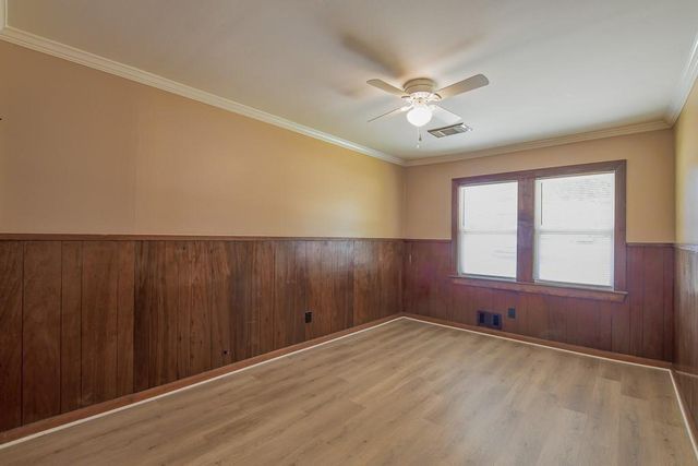 896 King Rd, Jonesboro, GA 30236