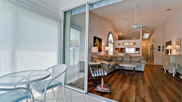 1011 IBIS COURT, Bradenton, FL 34209