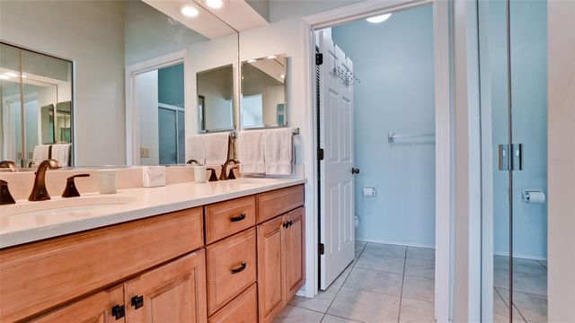 1011 IBIS COURT, Bradenton, FL 34209