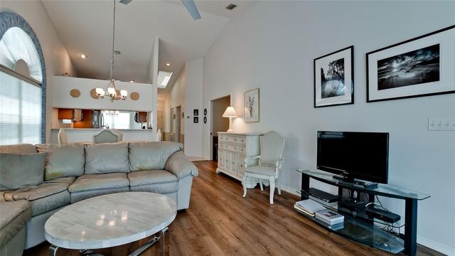 1011 IBIS COURT, Bradenton, FL 34209