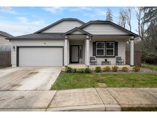 789 S 52ND Pl, Springfield, OR 97478