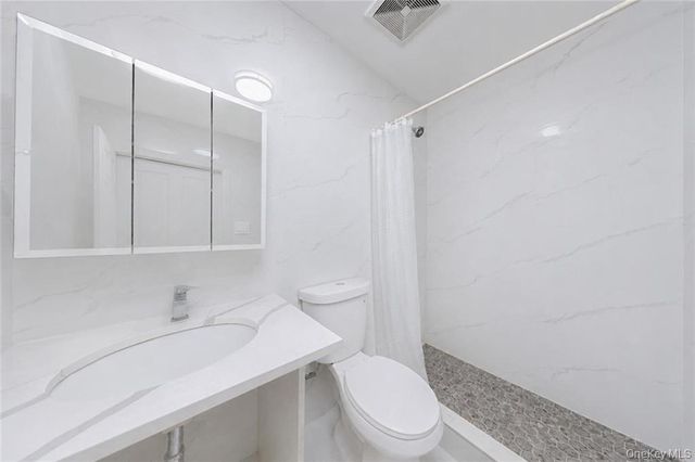 448 55th Street, Brooklyn, NY 11220