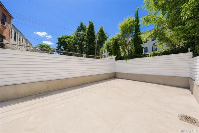 448 55th Street, Brooklyn, NY 11220