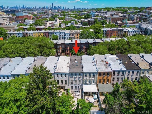 448 55th Street, Brooklyn, NY 11220