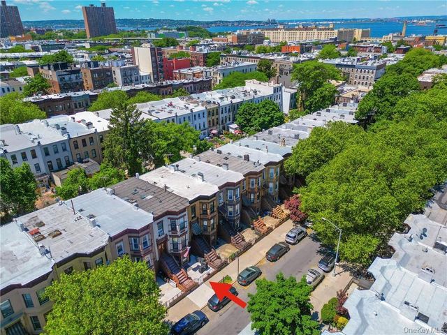 448 55th Street, Brooklyn, NY 11220