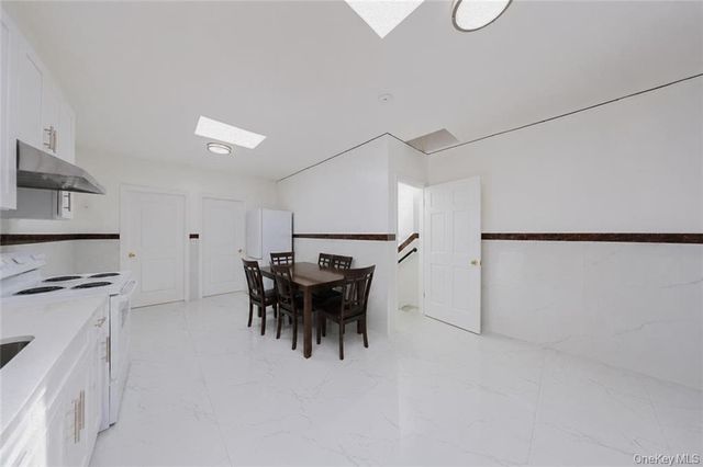 448 55th Street, Brooklyn, NY 11220