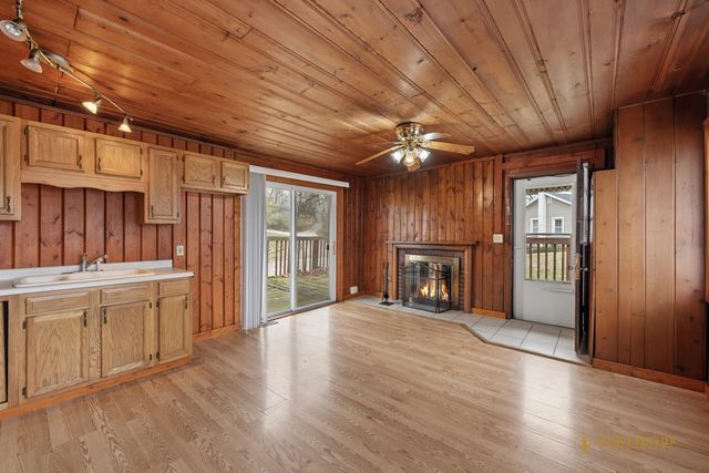 5410 Marshall Drive, Wonder Lake, IL 60097