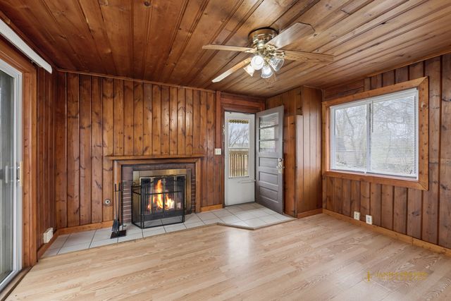 5410 Marshall Drive, Wonder Lake, IL 60097