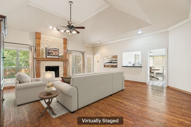 1105 Hills Creek Drive, Mckinney, TX 75072