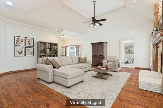 1105 Hills Creek Drive, Mckinney, TX 75072