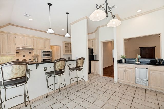 1105 Hills Creek Drive, Mckinney, TX 75072