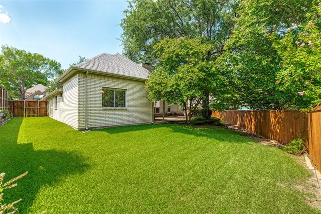 1105 Hills Creek Drive, Mckinney, TX 75072