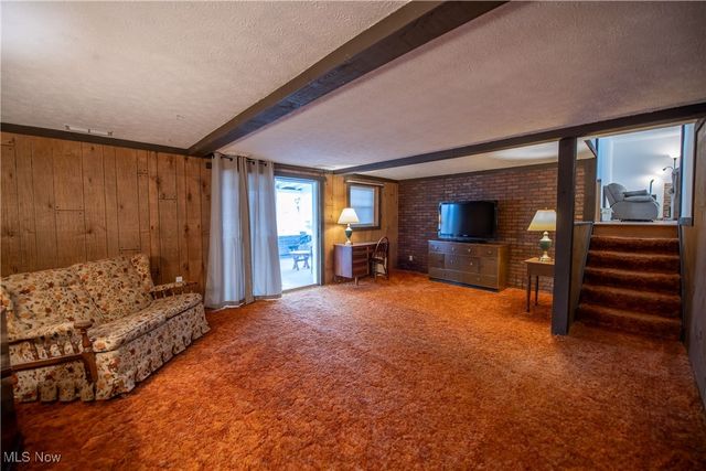 7180 Woodell Avenue NE, Canton, OH 44721