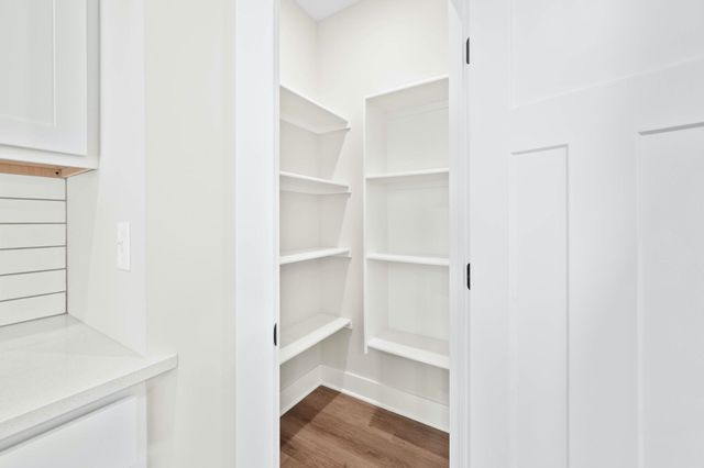 12824 E Willowgreen St, Wichita, KS 67230