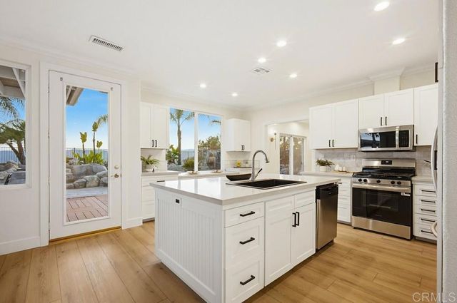 39912 Hillsboro Circle, Murrieta, CA 92562