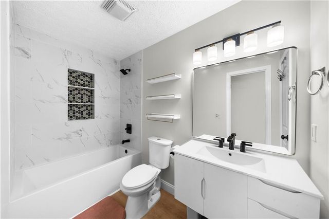 5251 Raintree Trail, Oakwood, GA 30566