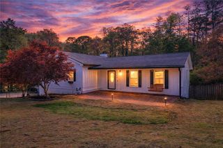 5251 Raintree Trail, Oakwood, GA 30566