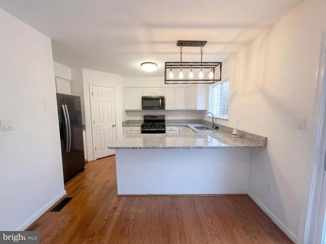 9228 KRISTY DR, Manassas Park, VA 20111