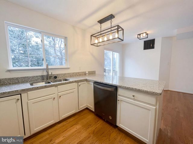 9228 KRISTY DR, Manassas Park, VA 20111