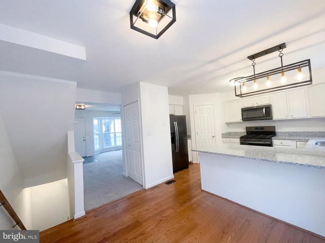 9228 KRISTY DR, Manassas Park, VA 20111