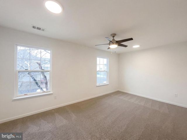 9228 KRISTY DR, Manassas Park, VA 20111