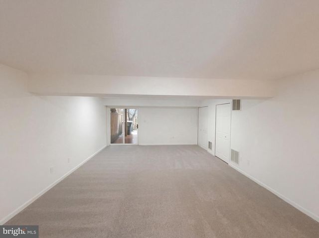 9228 KRISTY DR, Manassas Park, VA 20111