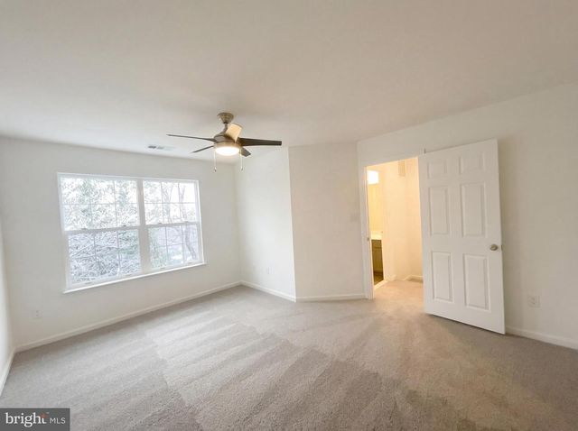 9228 KRISTY DR, Manassas Park, VA 20111