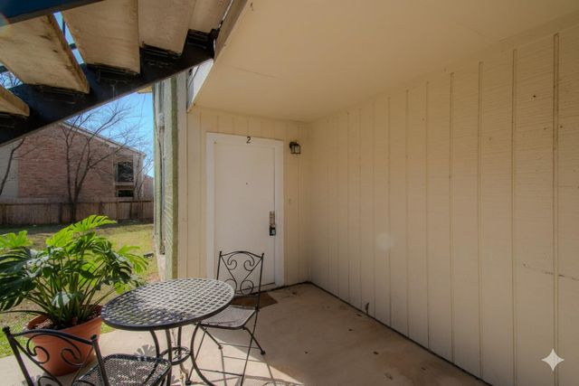 100 Uhland RD 1, San Marcos, TX 78666