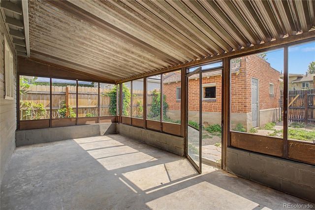 3318 N Steele Street, Denver, CO 80205