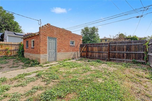 3318 N Steele Street, Denver, CO 80205