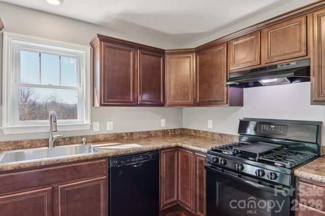 751 Hutch Mountain Road, Fletcher, NC 28732