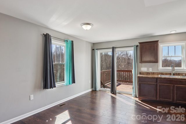 751 Hutch Mountain Road, Fletcher, NC 28732