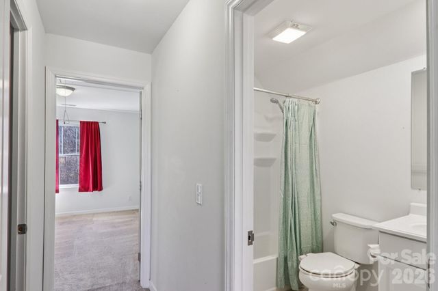 751 Hutch Mountain Road, Fletcher, NC 28732