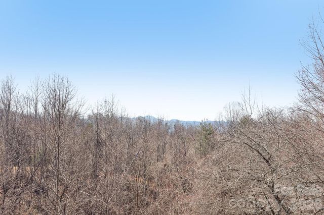 751 Hutch Mountain Road, Fletcher, NC 28732
