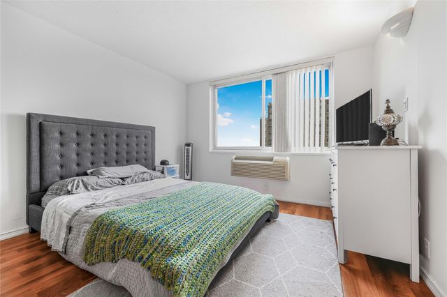 118-17 Union 15J, Forest Hills, NY 11375