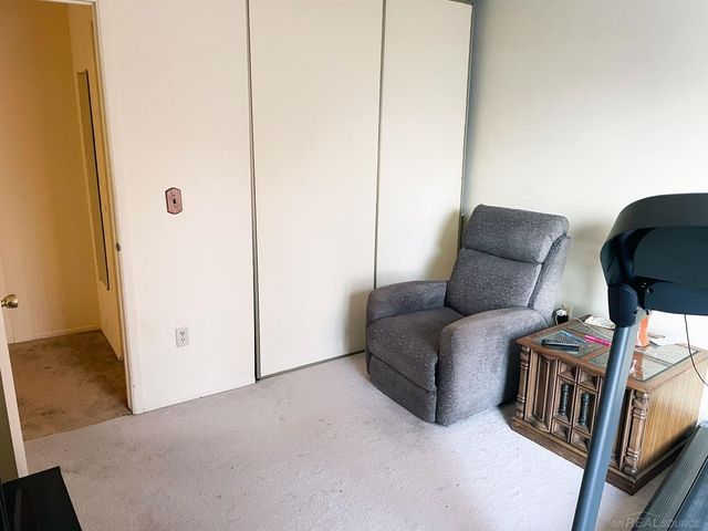 2684 Roundtree Drive, Troy, MI 48083