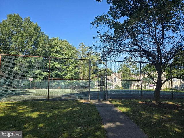 27 HUBER CT, Hightstown, NJ 08520