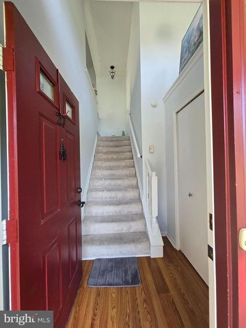 27 HUBER CT, Hightstown, NJ 08520