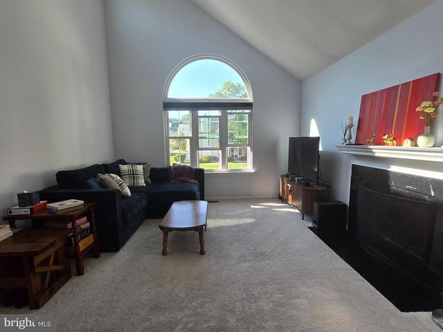 27 HUBER CT, Hightstown, NJ 08520