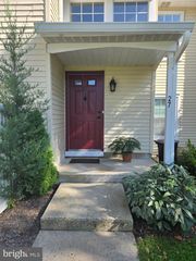 27 HUBER CT, Hightstown, NJ 08520