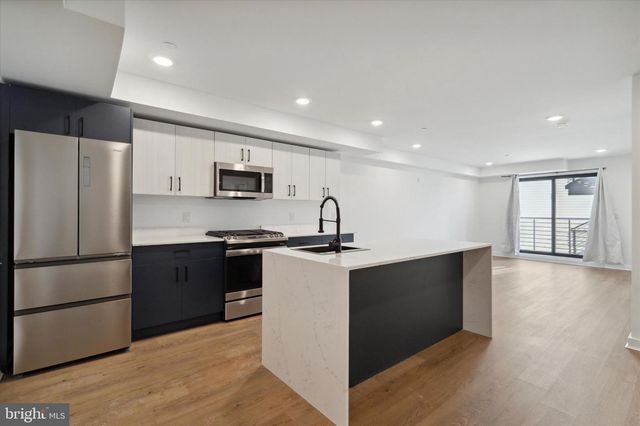 1951 POINT BREEZE AVE, Philadelphia, PA 19145