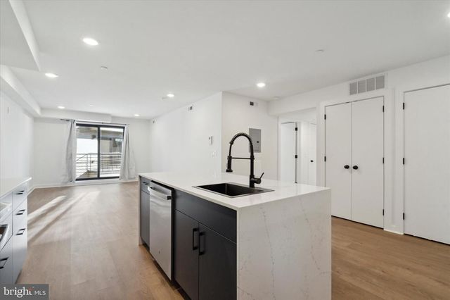 1951 POINT BREEZE AVE, Philadelphia, PA 19145