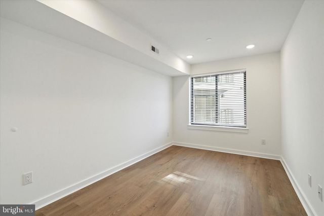 1951 POINT BREEZE AVE, Philadelphia, PA 19145