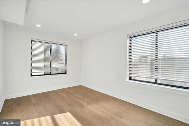 1951 POINT BREEZE AVE, Philadelphia, PA 19145