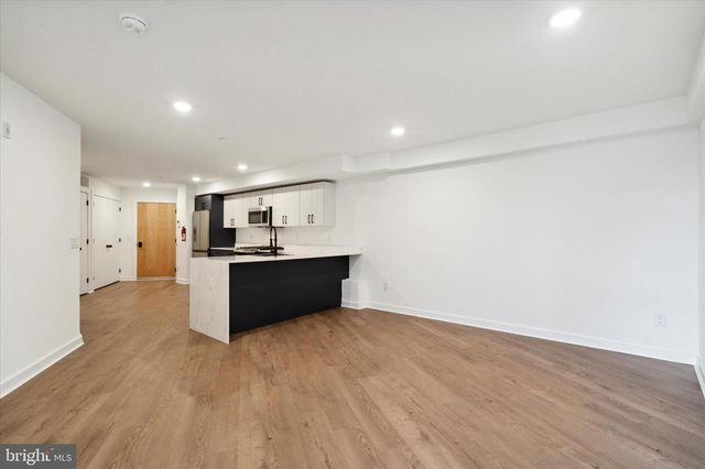 1951 POINT BREEZE AVE, Philadelphia, PA 19145