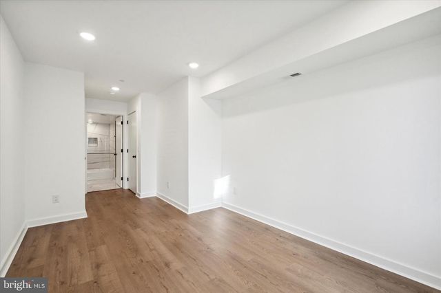 1951 POINT BREEZE AVE, Philadelphia, PA 19145