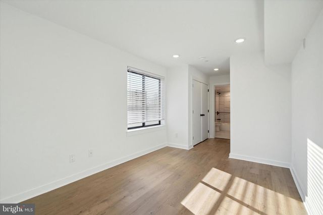 1951 POINT BREEZE AVE, Philadelphia, PA 19145